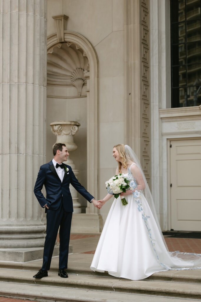 A Traditional Dallas Wedding with a Modern Twist