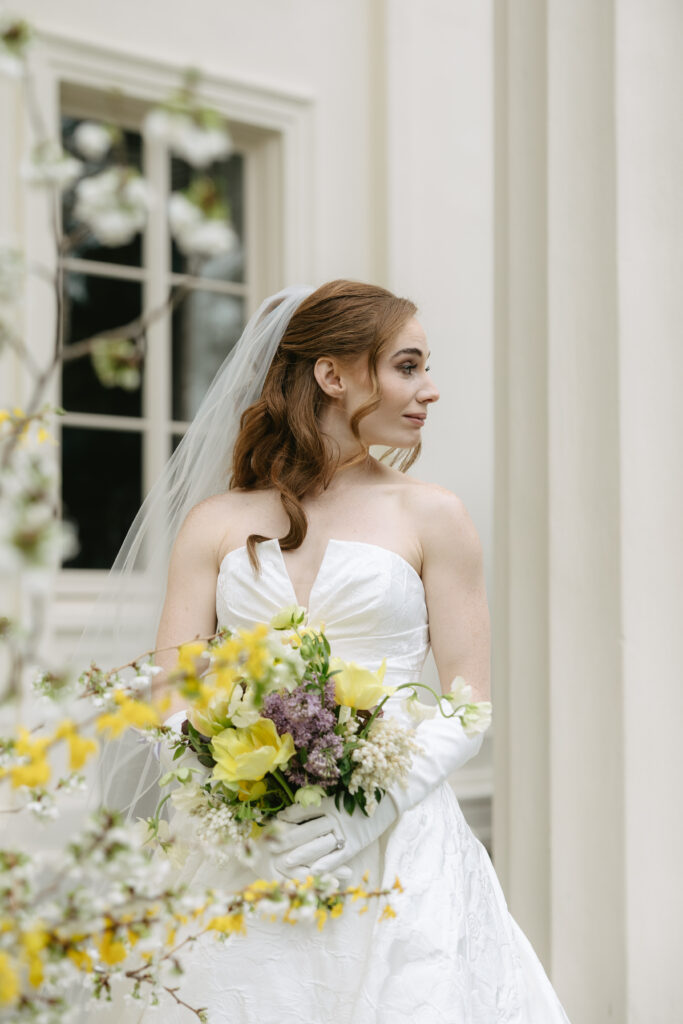 A Guide to Finding the Perfect Wedding Photographer by Molly Waring Photography