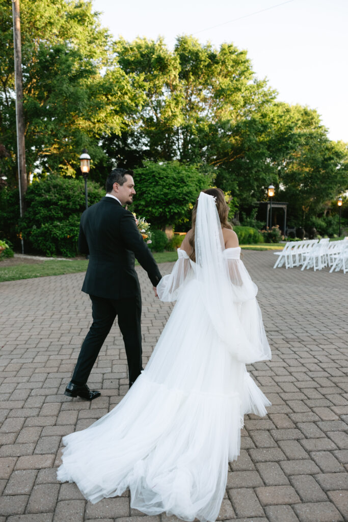 A Whimsical June Wedding Day in New Jersey by Molly Waring Photography: A New York City Documentary Wedding Photographer