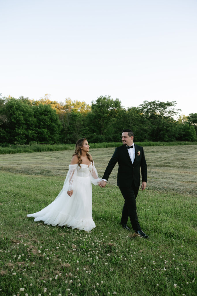 A Whimsical June Wedding Day in New Jersey by Molly Waring Photography: A New York City Documentary Wedding Photographer