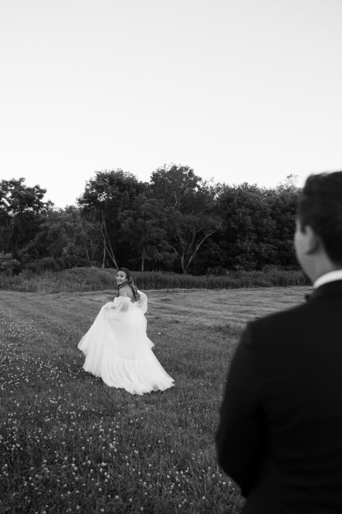 A Whimsical June Wedding Day in New Jersey by Molly Waring Photography: A New York City Documentary Wedding Photographer