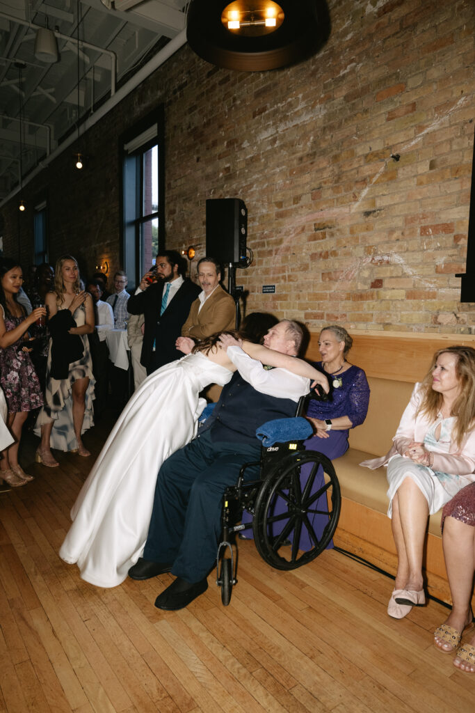 Summer Restaurant Wedding in Minneapolis by Molly Waring Photography: Destination Wedding Photographer