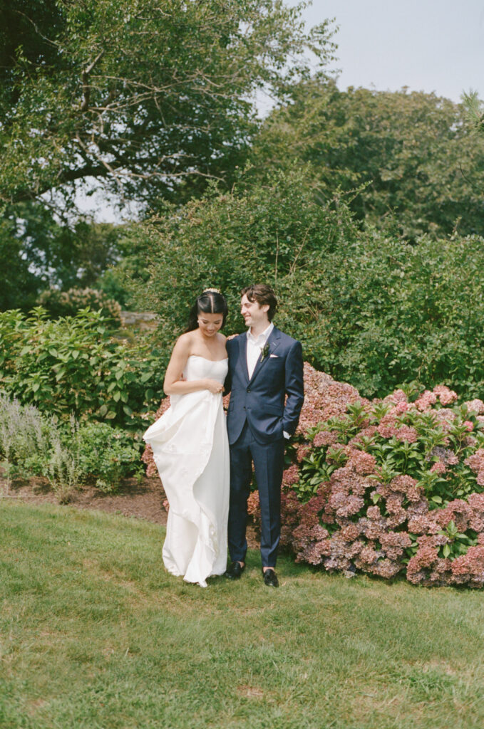 classic coastal wedding inspiration